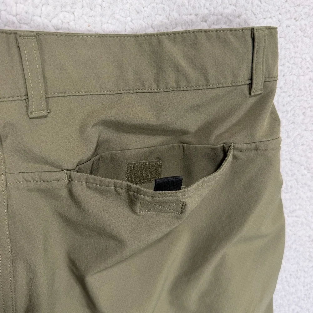 The North Face Shorts Men's 34 Olive Hiking Outdoors Gorpcore Trail Performance